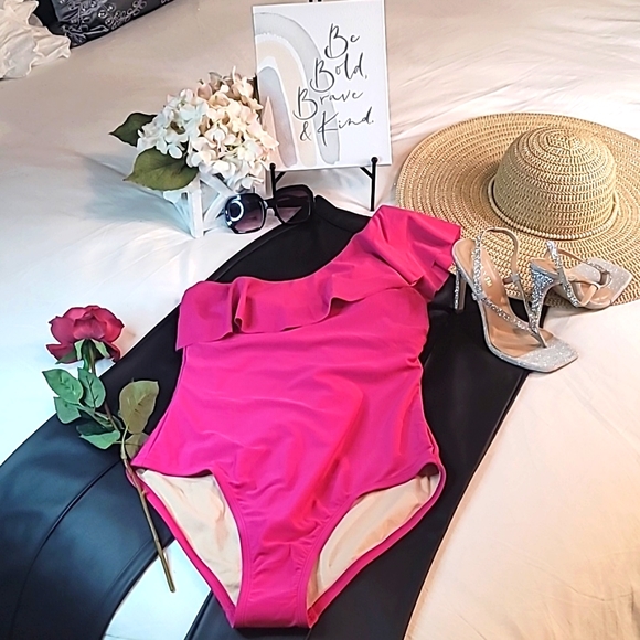 Kona Sol Swim Swimwear One Shoulder Ruffle Full Coverage One Piece